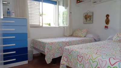 Casa adosada en venta en Avenida de San Sebastián, Isla Cristina de 299.900 €