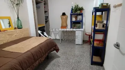 Piso en alquiler en Calle del Agua de Cartuja, cerca de Placeta de la Cruz, San Ildefonso (Hospital Real) (Distrito Beiro. Granada Capital) de 1.000 €<span>/mes</span>