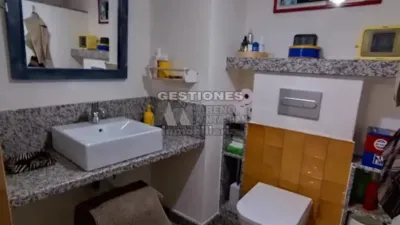 Piso en alquiler en Calle del Agua de Cartuja, cerca de Placeta de la Cruz, San Ildefonso (Hospital Real) (Distrito Beiro. Granada Capital) de 1.000 €<span>/mes</span>
