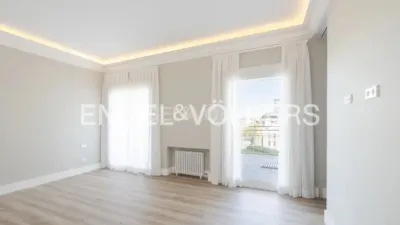 Ático en alquiler en Paseo de la Castellana, cerca de Calle de López de Hoyos - Imagen 23