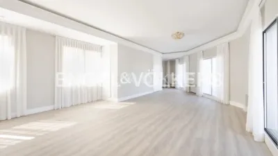 Ático en alquiler en Paseo de la Castellana, cerca de Calle de López de Hoyos - Imagen 2