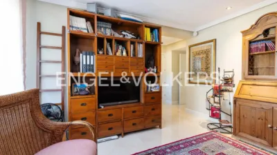 Townhouse in La Canaleja Street area photo 25