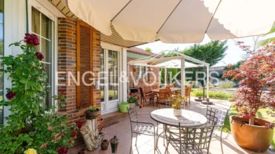 Townhouse in La Canaleja Street area photo 3