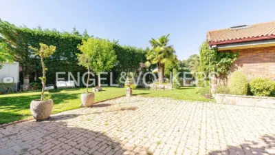 Townhouse in La Canaleja Street area photo 5