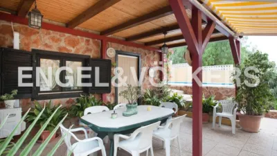 Casa en alquiler en Centre, Centre (Manises) de 3.590 €<span>/mes</span>