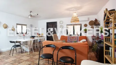 Casa en alquiler en Centre, Centre (Manises) de 3.590 €<span>/mes</span>