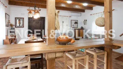 Casa en alquiler en Centre, Centre (Manises) de 3.590 €<span>/mes</span>