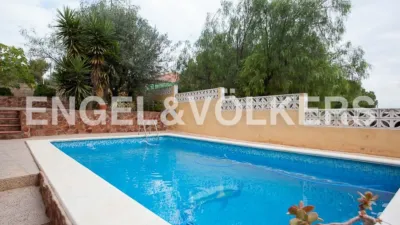 Casa en alquiler en Centre, Centre (Manises) de 3.590 €<span>/mes</span>