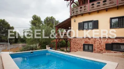 Casa en alquiler en Centre, Centre (Manises) de 3.590 €<span>/mes</span>