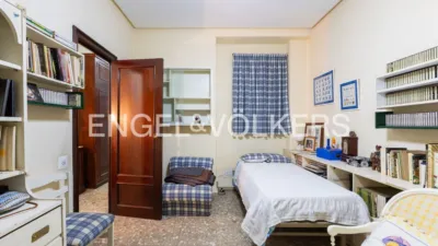 Apartment on Carrer de l'Almirall Cadarso photo 17