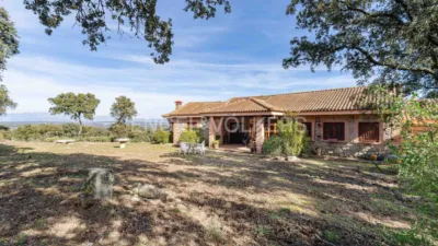 Rustic house in Valdemorillo photo 3