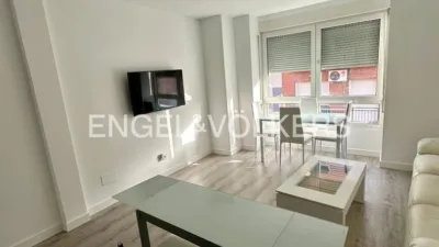 Piso en alquiler en Calle de las Cuevas - Imagen 3