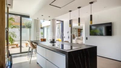 House in Oromana photo 18
