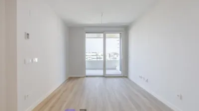 Piso en alquiler en Calle C. de Dulce Chacón - Imagen 2