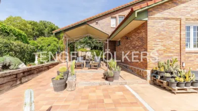 House in La Canaleja Street Area photo 40