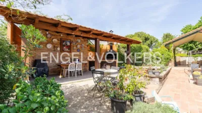 House in La Canaleja Street Area photo 47