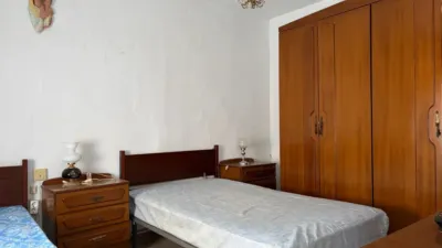 Casa en venta en Calle de los Barriales, cerca de Calle del Jerte - Més
