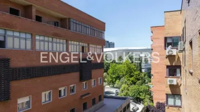 Apartment on Calle de la Infanta María Teresa photo 13