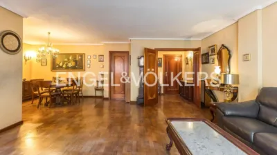 Apartment on Calle de la Infanta María Teresa photo 16