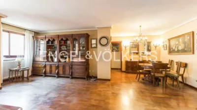 Apartment on Calle de la Infanta María Teresa photo 6