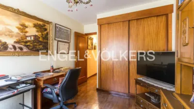 Apartment on Calle de la Infanta María Teresa photo 7