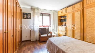 Apartment on Calle de la Infanta María Teresa photo 9