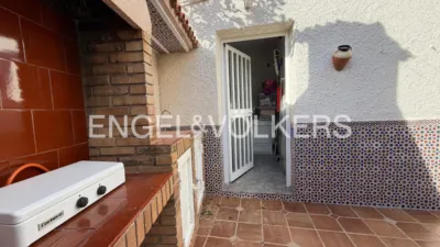 Casa en alquiler en Calle de Ramón de Perellós, Favara (Distrito Patraix. València Capital) de 4.000 €<span>/mes</span>