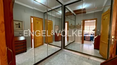 Casa en alquiler en Calle de Ramón de Perellós, Favara (Distrito Patraix. València Capital) de 4.000 €<span>/mes</span>