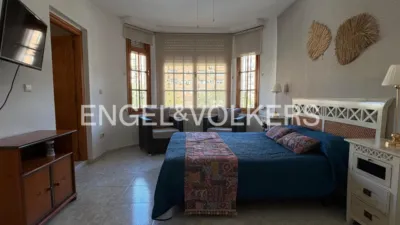 Casa en alquiler en Calle de Ramón de Perellós, Favara (Distrito Patraix. València Capital) de 4.000 €<span>/mes</span>