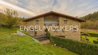 Townhouse in Elorrio photo 3