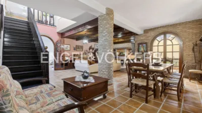 Casa en alquiler en Entrenúcleos, Entrenúcleos (Dos Hermanas) de 3.000 €<span>/mes</span>