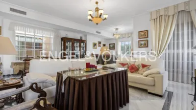 Casa en alquiler en Entrenúcleos, Entrenúcleos (Dos Hermanas) de 3.000 €<span>/mes</span>
