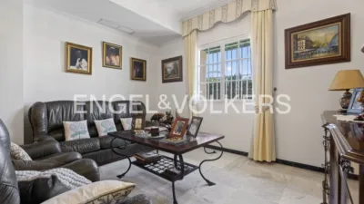 Casa en alquiler en Entrenúcleos, Entrenúcleos (Dos Hermanas) de 3.000 €<span>/mes</span>