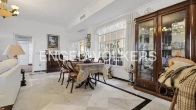 Casa en alquiler en Entrenúcleos, Entrenúcleos (Dos Hermanas) de 3.000 €<span>/mes</span>