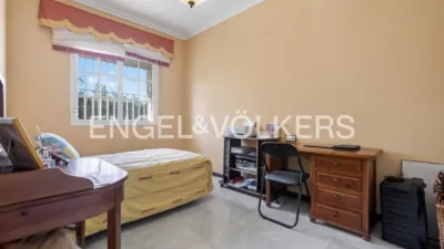 Casa en alquiler en Entrenúcleos, Entrenúcleos (Dos Hermanas) de 3.000 €<span>/mes</span>