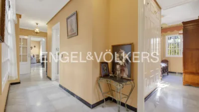 Casa en alquiler en Entrenúcleos, Entrenúcleos (Dos Hermanas) de 3.000 €<span>/mes</span>
