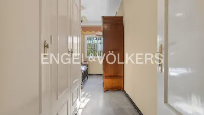 Casa en alquiler en Entrenúcleos, Entrenúcleos (Dos Hermanas) de 3.000 €<span>/mes</span>