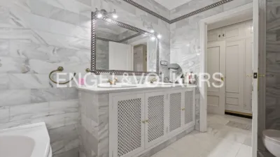 Casa en alquiler en Entrenúcleos, Entrenúcleos (Dos Hermanas) de 3.000 €<span>/mes</span>