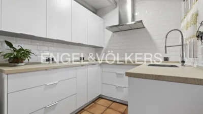 Casa en alquiler en Entrenúcleos, Entrenúcleos (Dos Hermanas) de 3.000 €<span>/mes</span>