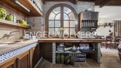 Casa en alquiler en Entrenúcleos, Entrenúcleos (Dos Hermanas) de 3.000 €<span>/mes</span>