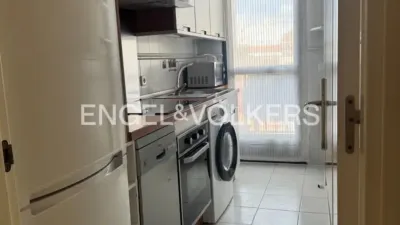 Apartment on Clara del Rey Street photo 4
