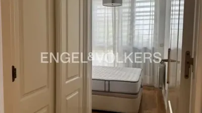 Apartment on Clara del Rey Street photo 6