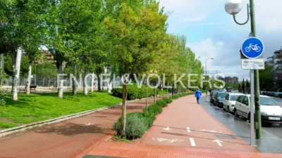Piso en alquiler en Calle de Camarena - Imagen 10