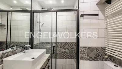 Apartment in Centre photo 11