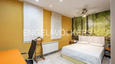 Apartment in Centre photo 14