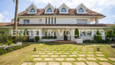 House in Can Girona-Terramar-Vinyet photo 32