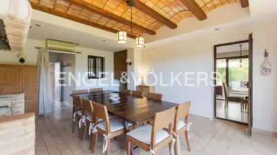 Villa on Carrer Marina Baixa photo 11