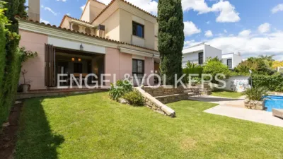 Villa on Carrer Marina Baixa photo 6