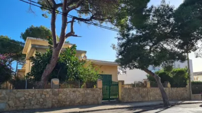 Chalet en venta en Avinguda d'en Joan Amer, cerca de Carrer de la Pinta, Manacor de 800.000 €
