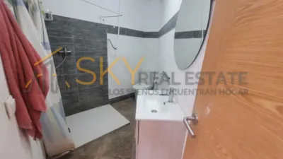 Semi-detached house on Carrer de la Capitana photo 4